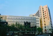 Клиника Longhua традиционной китайской медицины 